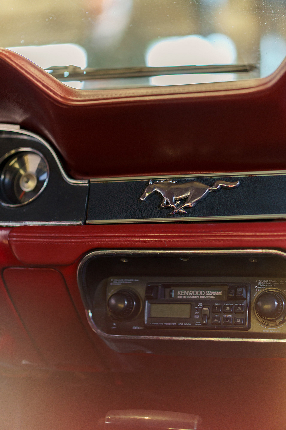 Ford_mustang_close-up
